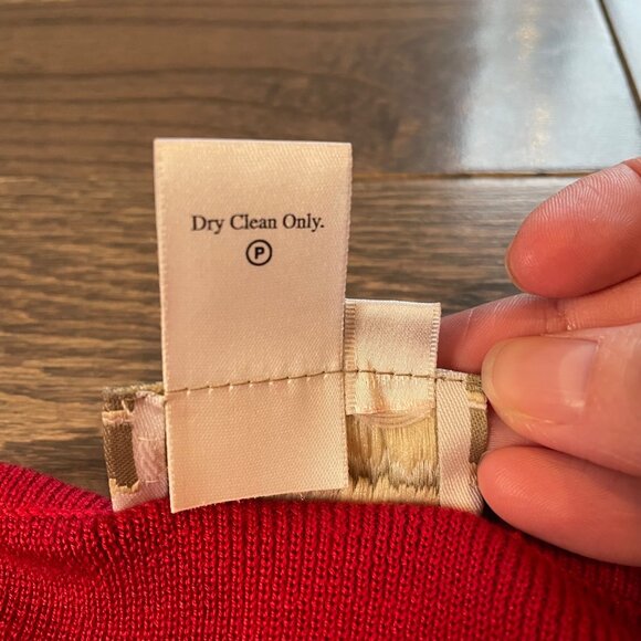 NWOT Coldwater Creek, red Cardigan, Size M, Button up 70% Silk Blend Sweater NEW - Picture 4 of 8